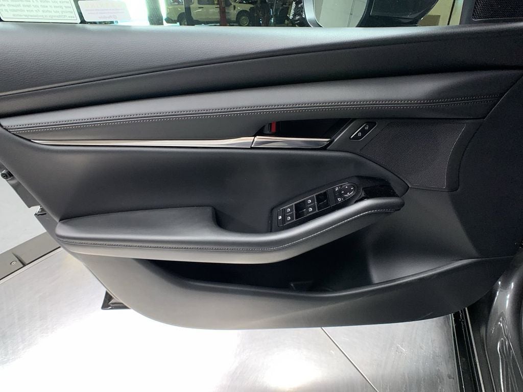 2025 Mazda Mazda3 2.5 S Preferred Package
