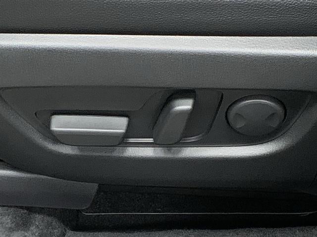 2025 Mazda Mazda CX-70 Plug-In Hybrid Premium AWD